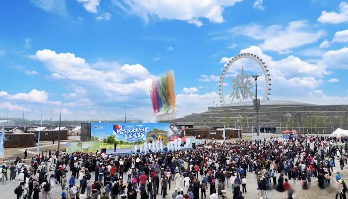 【哈尔滨五一风筝节狂欢】5月1日至5日，“筝舞蓝天·冰雪奇缘”哈尔滨冰雪大世界第