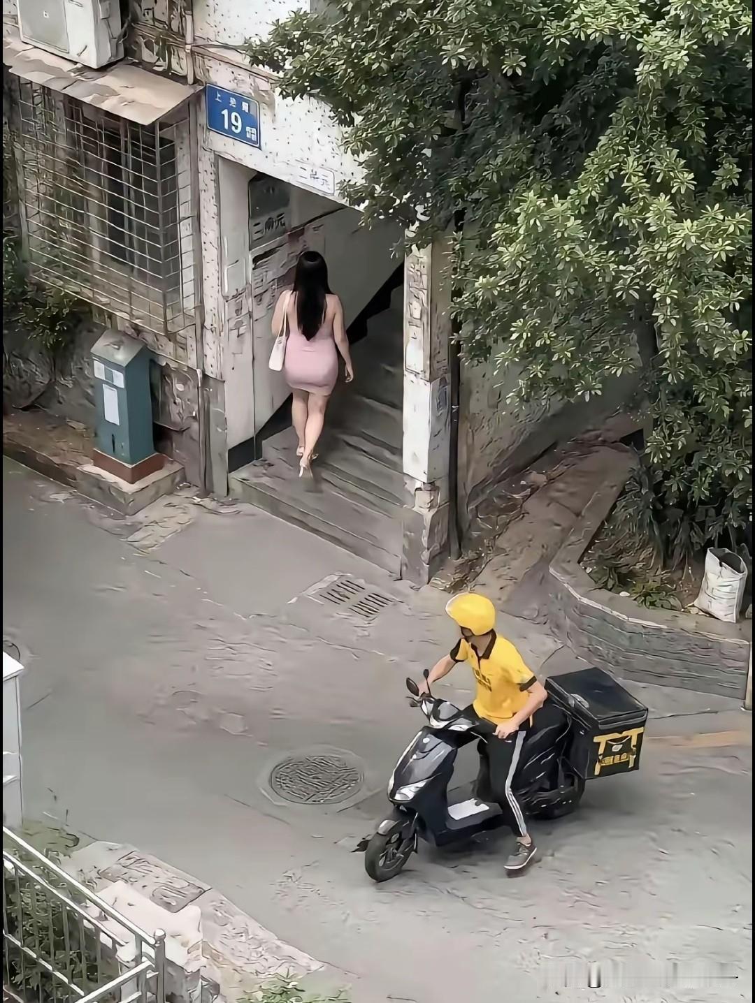 别看了
要超时了
