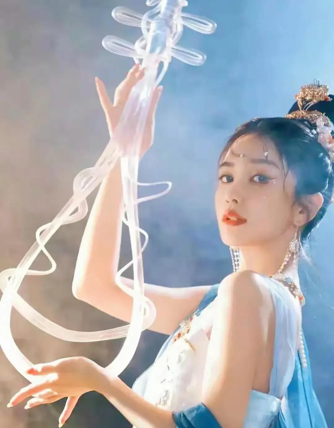 baby的飞天造型也太好看了，这颜值妥妥的