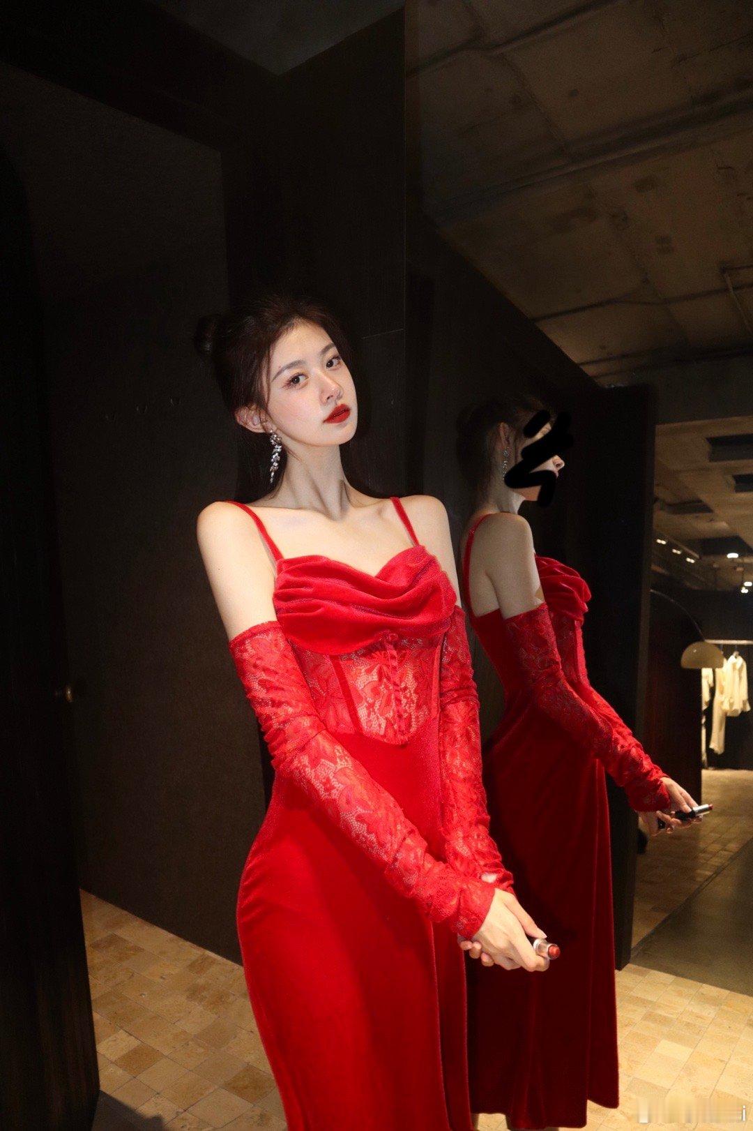 “惊艳不了岁月 那就请温柔岁月” ​​​