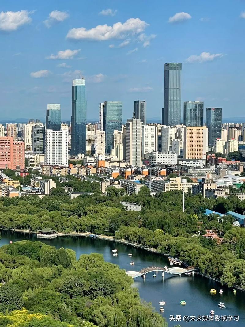 该来的，终于来了。

7月24日，财政部和税务总局那份公告，与其说是补丁，不如说