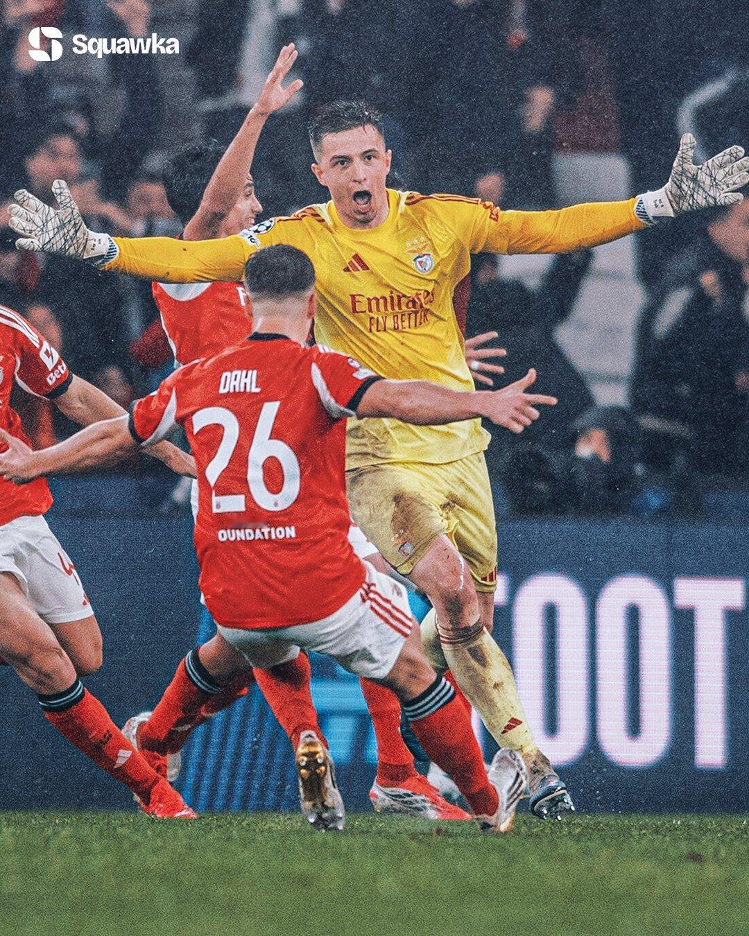 在欧冠进球的门将：

布特（2000年，汉堡）

布特（2002年，勒沃库森）