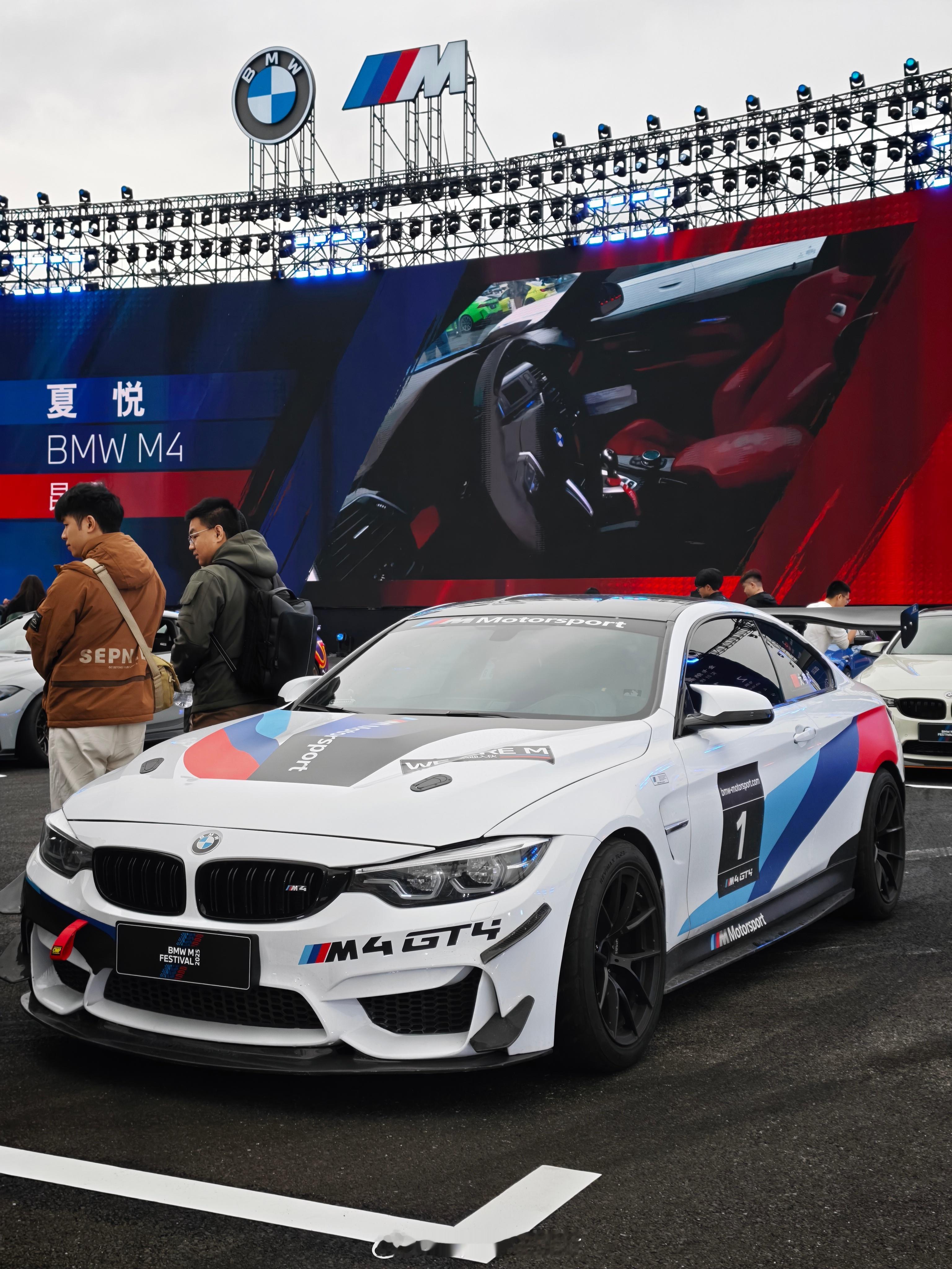 上一代的F82真是百看不厌[流鼻血][流鼻血][流鼻血] ​​​