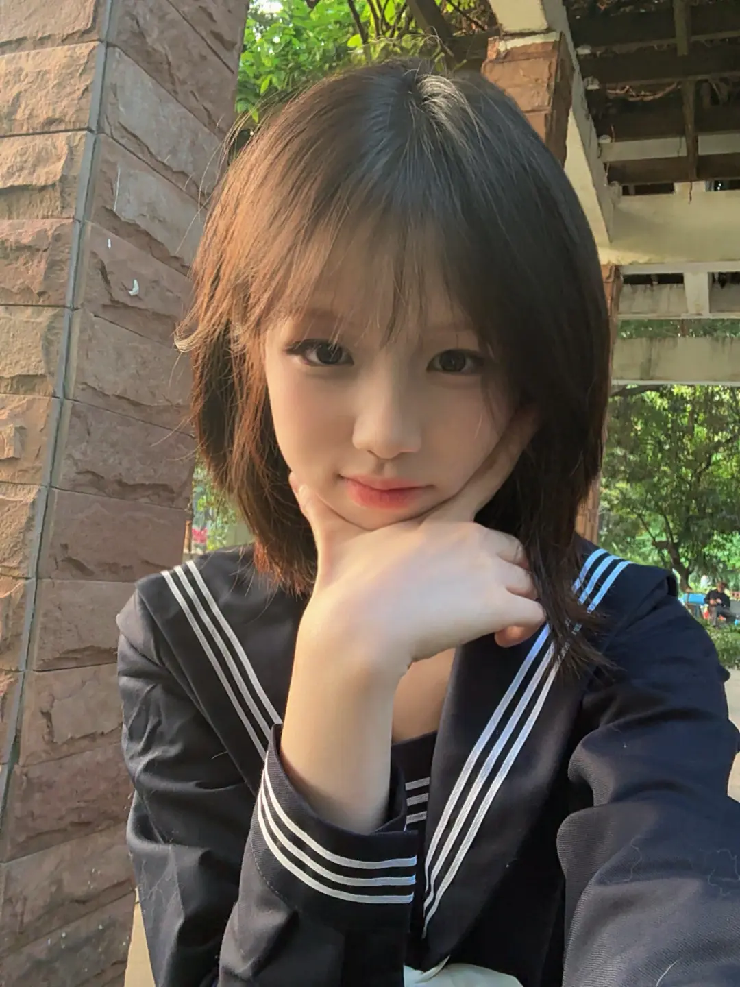“走呀，放学吃什么。”