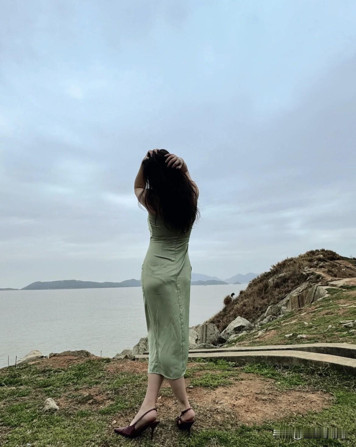 包高级穿搭[兔年大吉]
