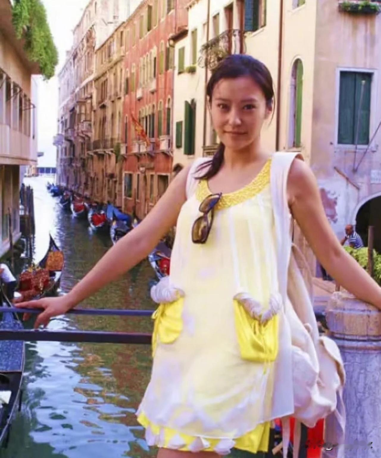 一直觉得郝蕾才是最值得拿三大电影节影后的演员，但估计很多人压根没听过也没看过，只