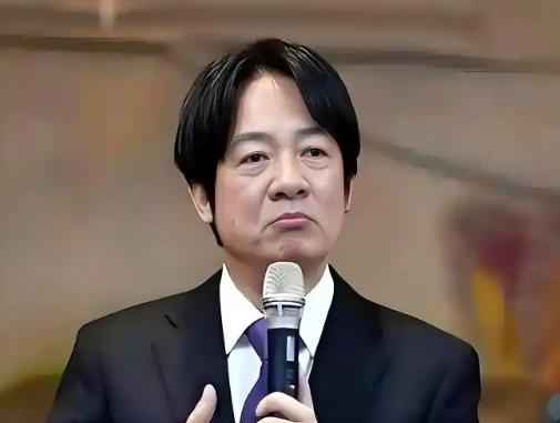 台“民进党当局”发表声明，

4月15日下午，台湾地区立法院长韩国瑜针对总预算案