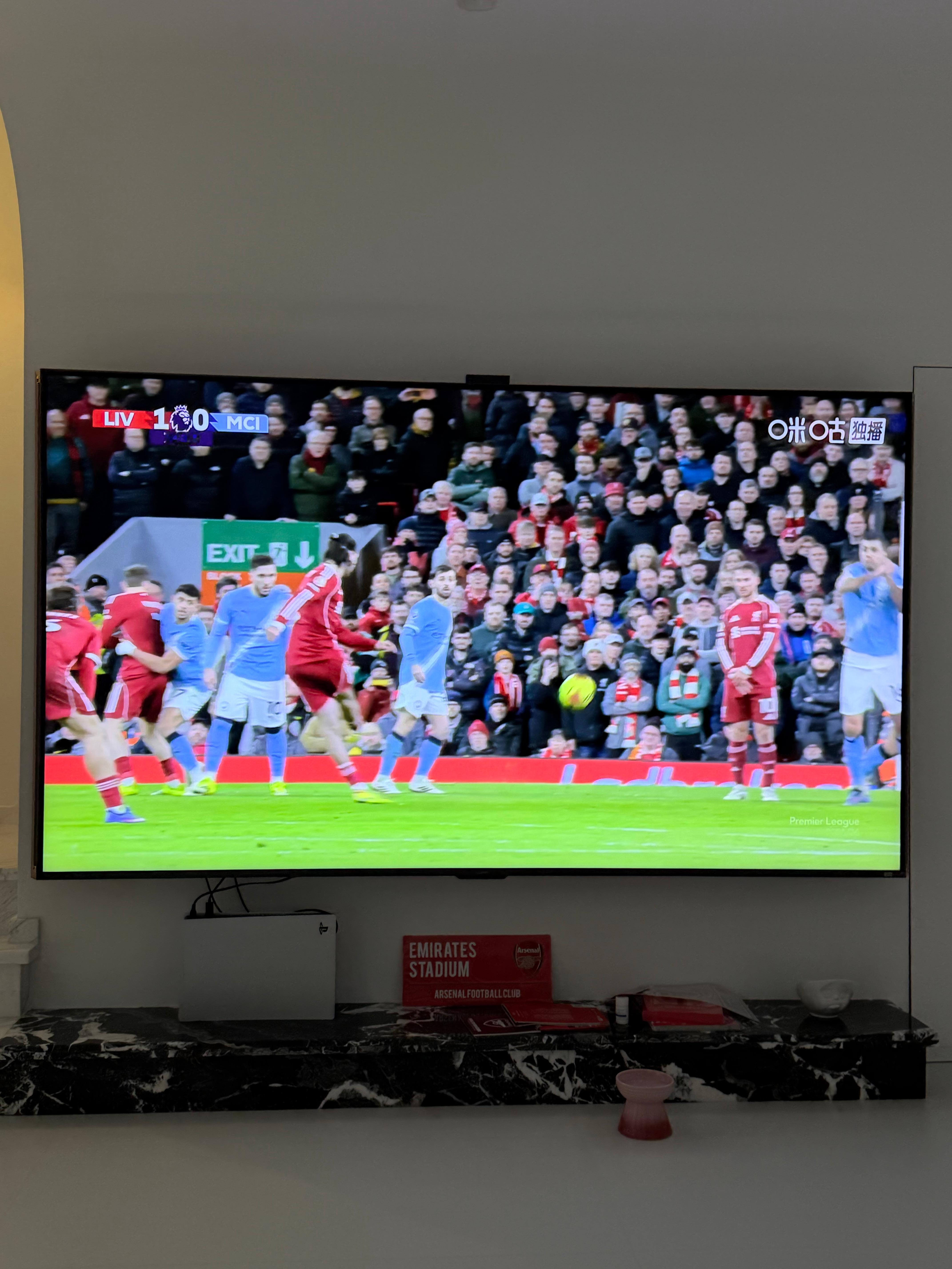 神剧本 同样的位置好吧，又帅又能踢！英超