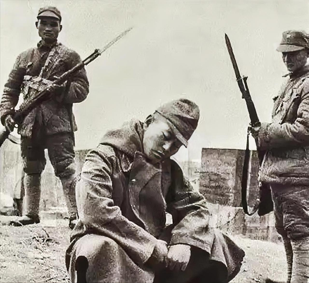 抗战中，八路军活捉了日军中佐，刘伯承大喜过望，忙说要奖励这个战士，可当听说俘虏是