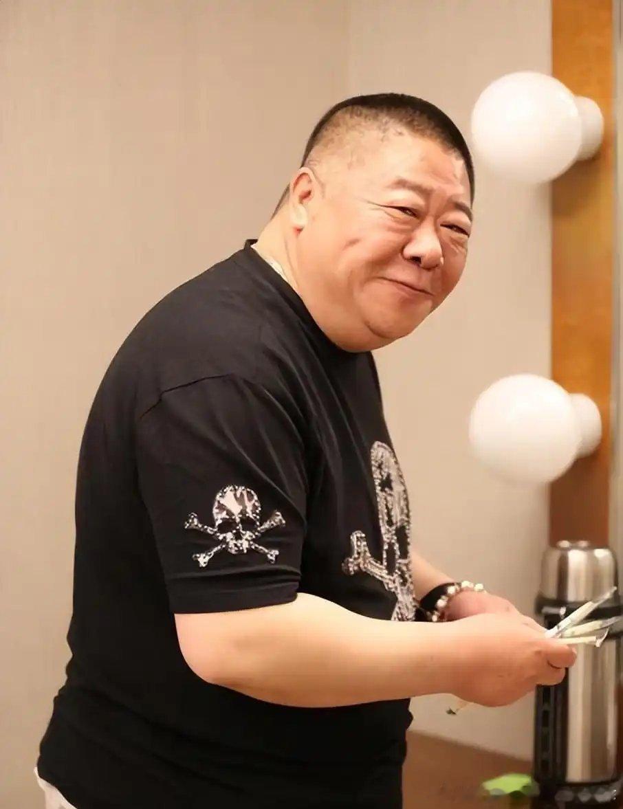 你觉得刘金山适合饰演哪位足球教练？ 