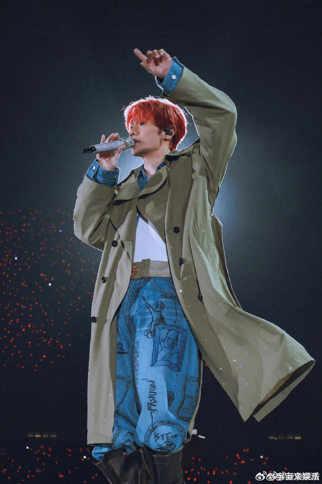 李荣浩大大方方李荣浩大大方方的态度 李荣浩否认抄袭《小眼睛》的态度，大大方方的！