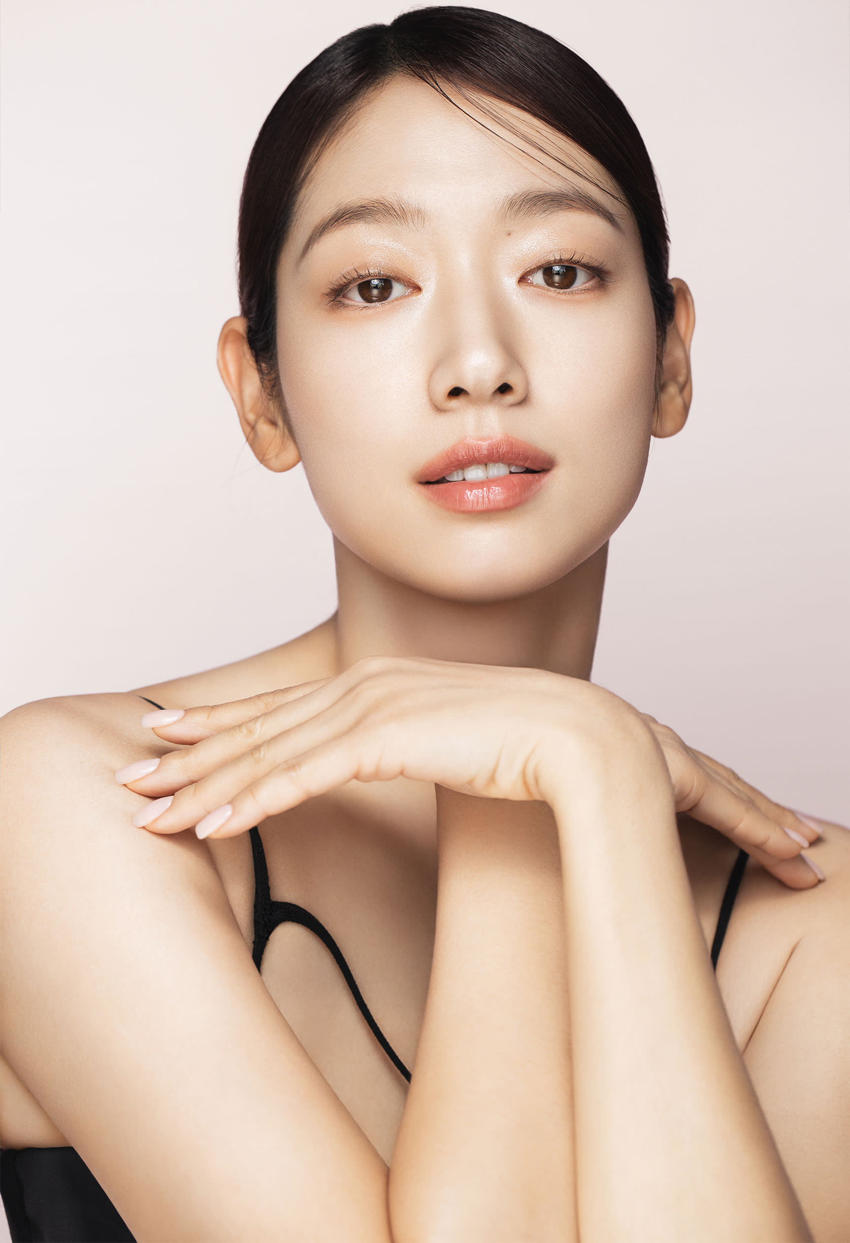 朴信惠[超话] ✨全世界最好的朴信惠 251031 ssinz7 ins更新一则