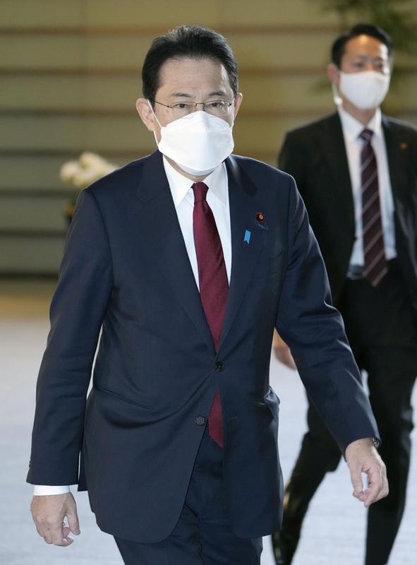 所以，日本外务省官员前来。不过是走个场子，看看需要怎么做才能放过他们日本。

因