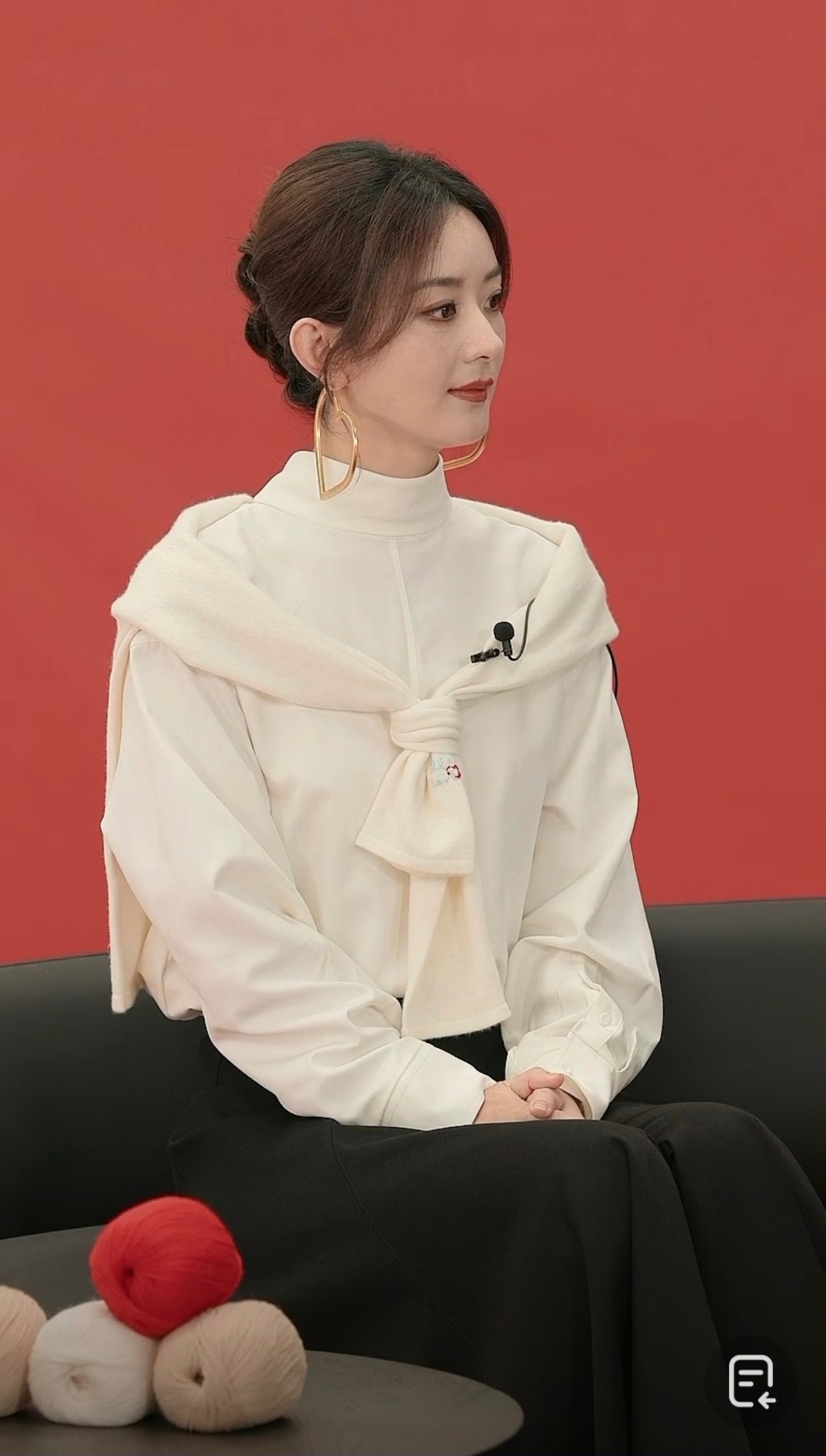 赵丽颖今天直播造型，好温柔好美！ ​​​