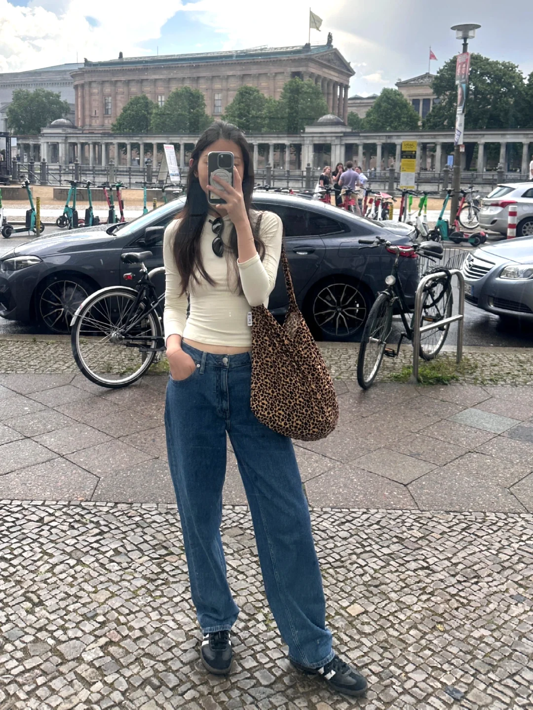 一个人旅行之街边玻璃随便拍✌️