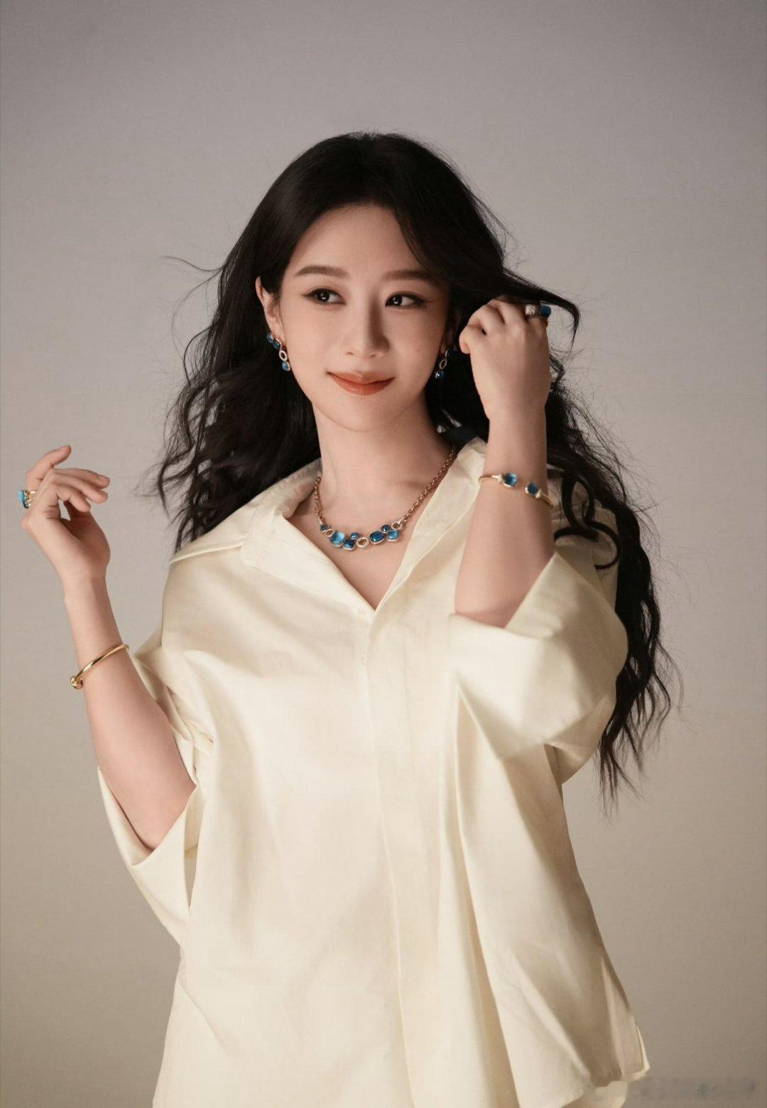 电视剧玉兰花开君再来 yz杨紫董竹君 yz杨紫玉兰花开君再来 你是日日夜夜的想念