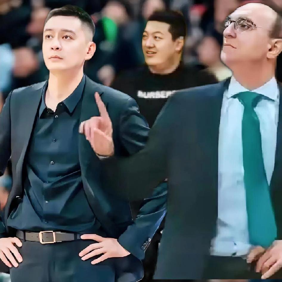 说实话，如果我是小刘总！下赛季我会让乌戈来执教辽篮第一阶段的比赛！
为什么这么说