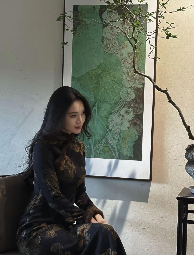 人到中年，一定要明白，做人，不要去责怪任何人，合得来就好好相处，合不来就保持距离