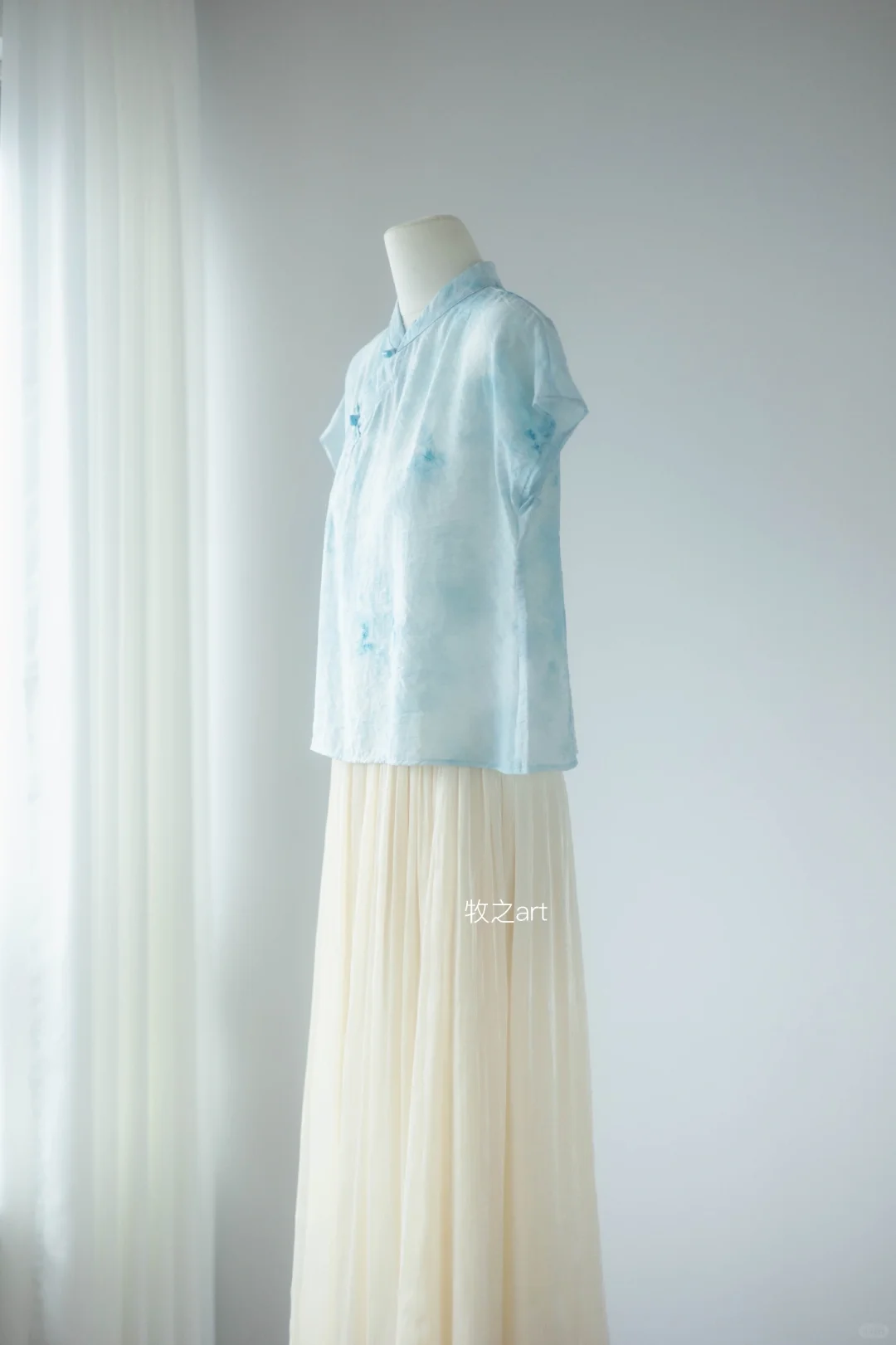 碎冰蓝上衣｜新中式穿搭