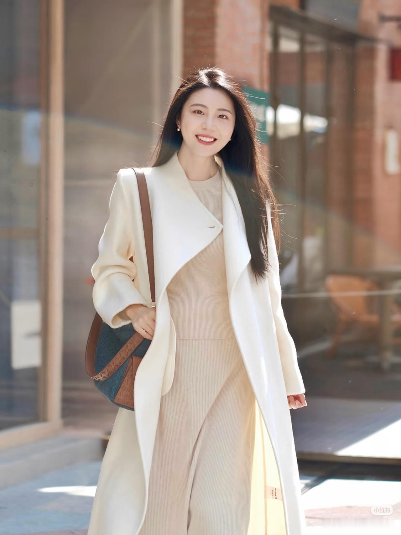 杭州不只有西湖
杭州老城走走真的好惬意。
扫街漫步，休闲的走走拍拍，鼓楼……