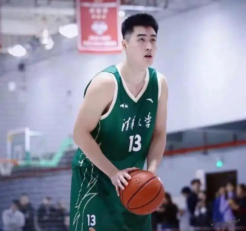 李昂指导的小学弟，吉林东北虎男篮在2026年CBA选秀大会中于首轮第6顺位选中来