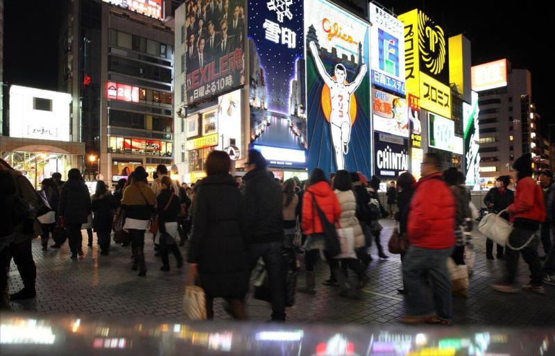 日本又发生持刀伤人事件。
日本共同社报道，3月26日晚，东京池袋的商业设施“Su