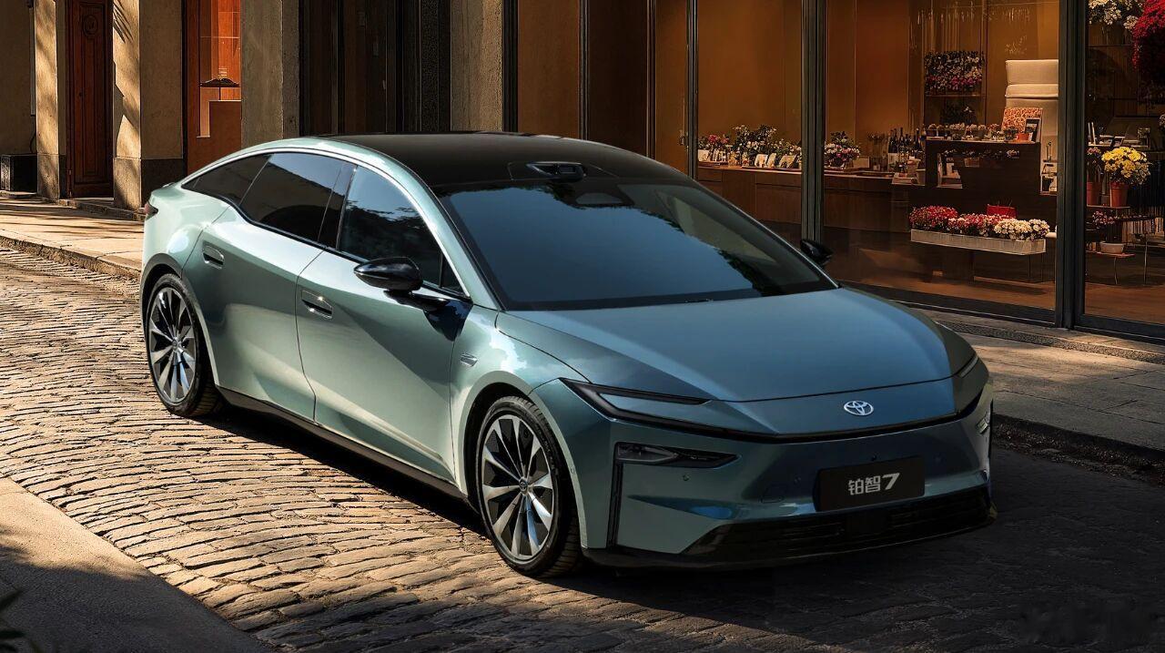 今日谁传言广丰会停产主力燃油车？明天下午全新威兰达不就开始上市吗？后天铂智7在广