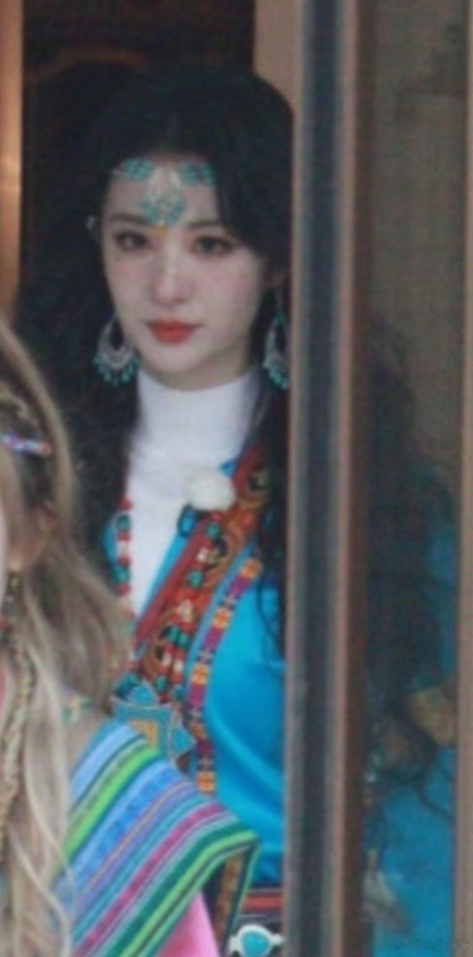 王楚然一出手就是神图 王楚然出手即神图，太绝了[爱你][心]王楚然《奔跑吧》路透