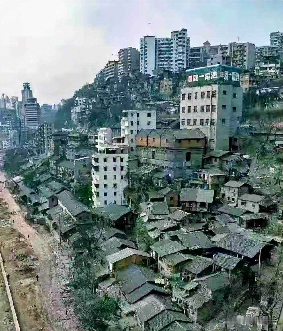 90年代的重庆，这什么地方？怕是只有老重庆人才知道吧重庆老照片 重庆