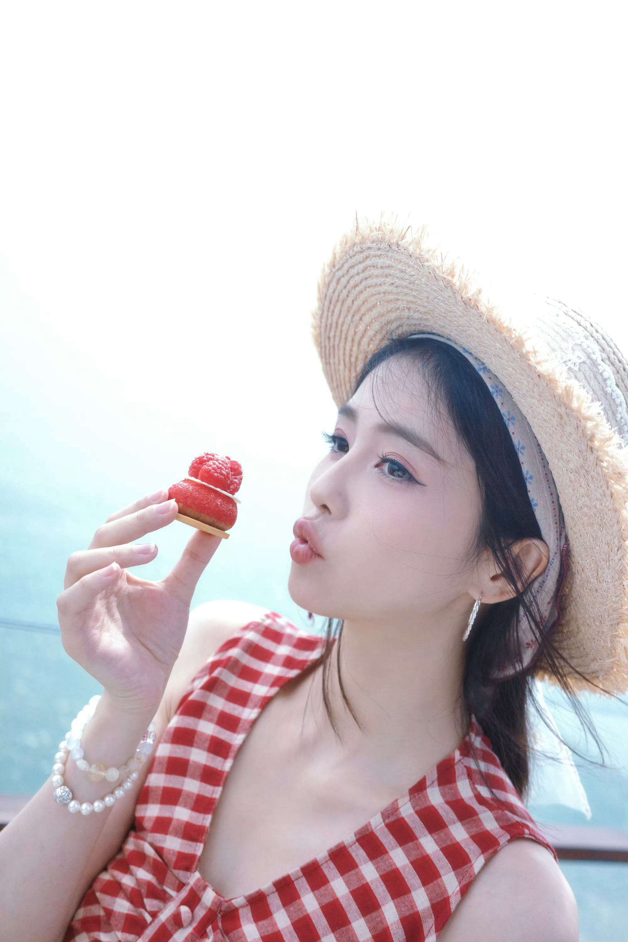 白鹿奔跑吧下一季投票第一 断层第一常驻女MC