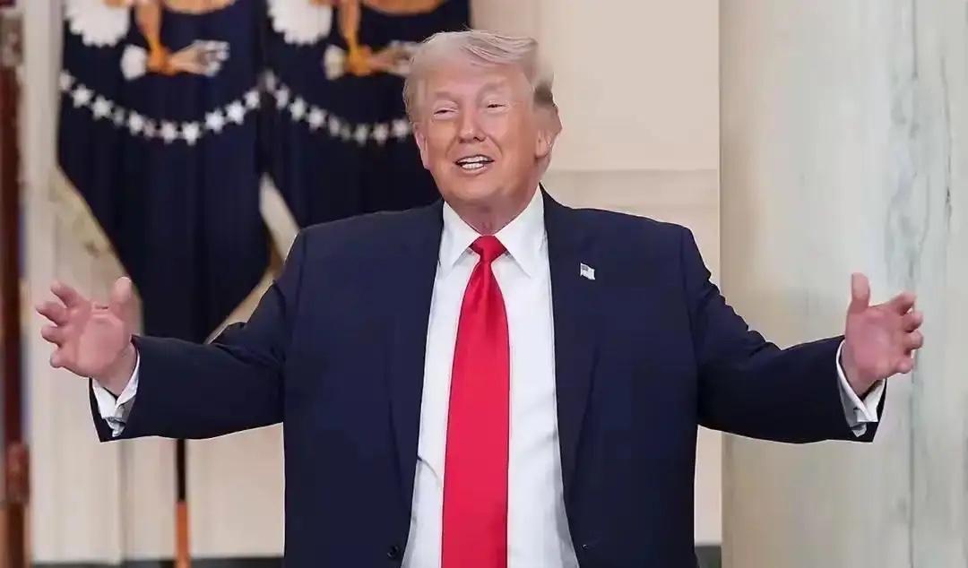 特朗普承认了，不以为耻反以为荣

环保时报5月2日信息，特朗普在佛罗里达州棕榈滩
