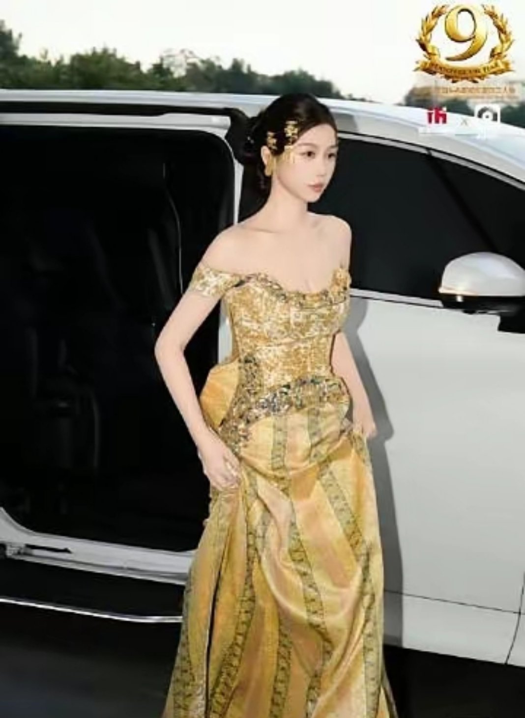 虞书欣近期出席活动的穿搭，怎么感觉少了大牌加持。 