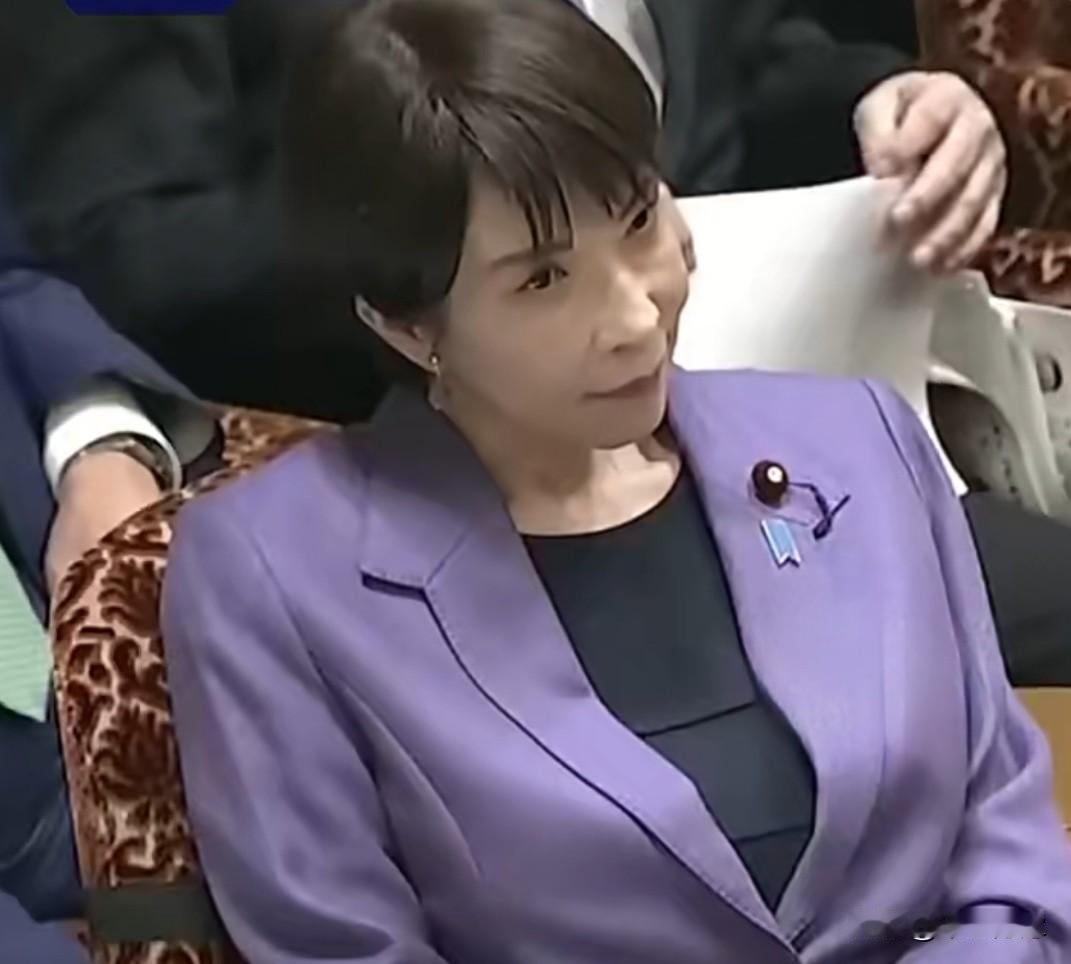 12月15日，在日本国会参议院举行的预算委员会会议上，日本参议员、令和新选组代表