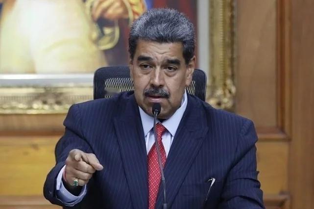 【马杜罗：我都没在美国学校接受过教育，怎么可能是独裁者呢？】委内瑞拉总统称自己没