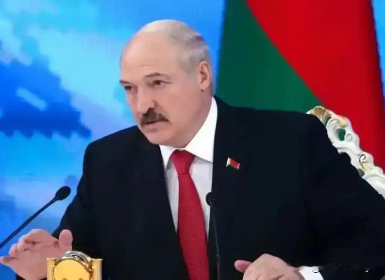 卢卡申科太把自己当回事了，面对特朗普的“盛情邀请”，卢卡申科是第一时间做出要加入