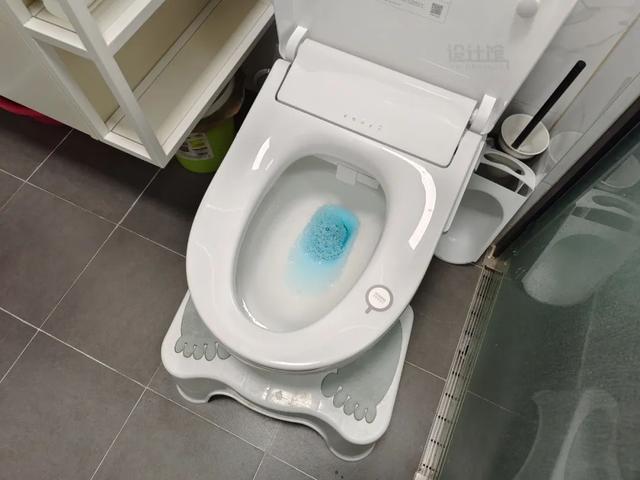 卫生间再小，该用的东西也不会少！收纳如何做好？