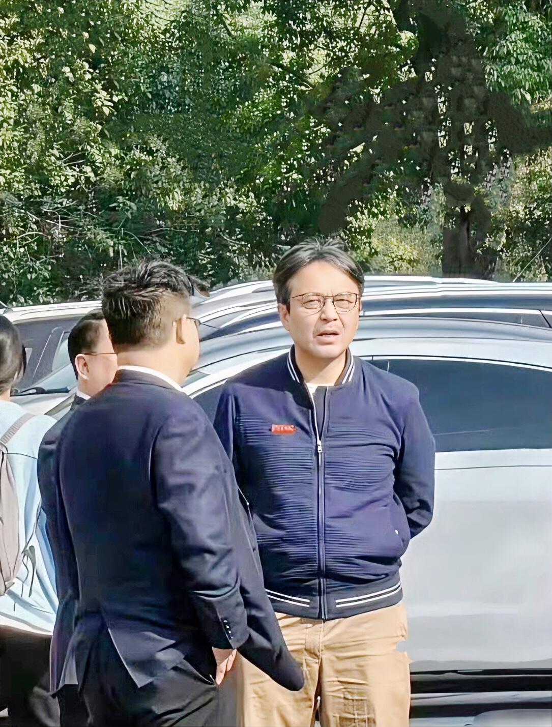汪涵早已跻身湖南卫视管理层，那么放在体制内行政体系中，他对应的是什么级别 娱乐 
