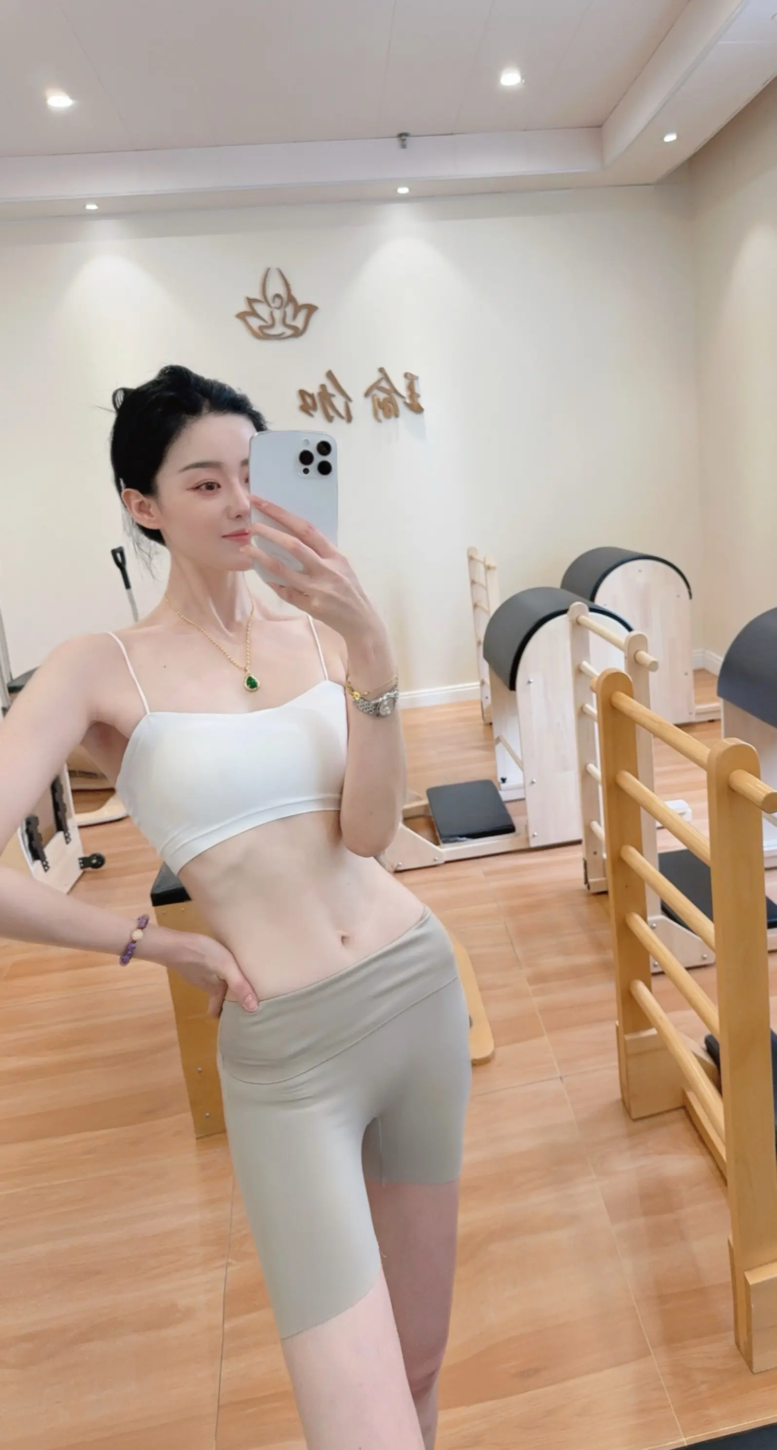 这个世界上最治愈的不是任何其他力量.而是越来越好的自己。