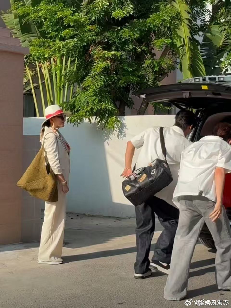 刘涛颜安余宇涵综艺再合体 刘涛颜安余宇涵新综艺路透 好家伙！刘涛、颜安、余宇涵又