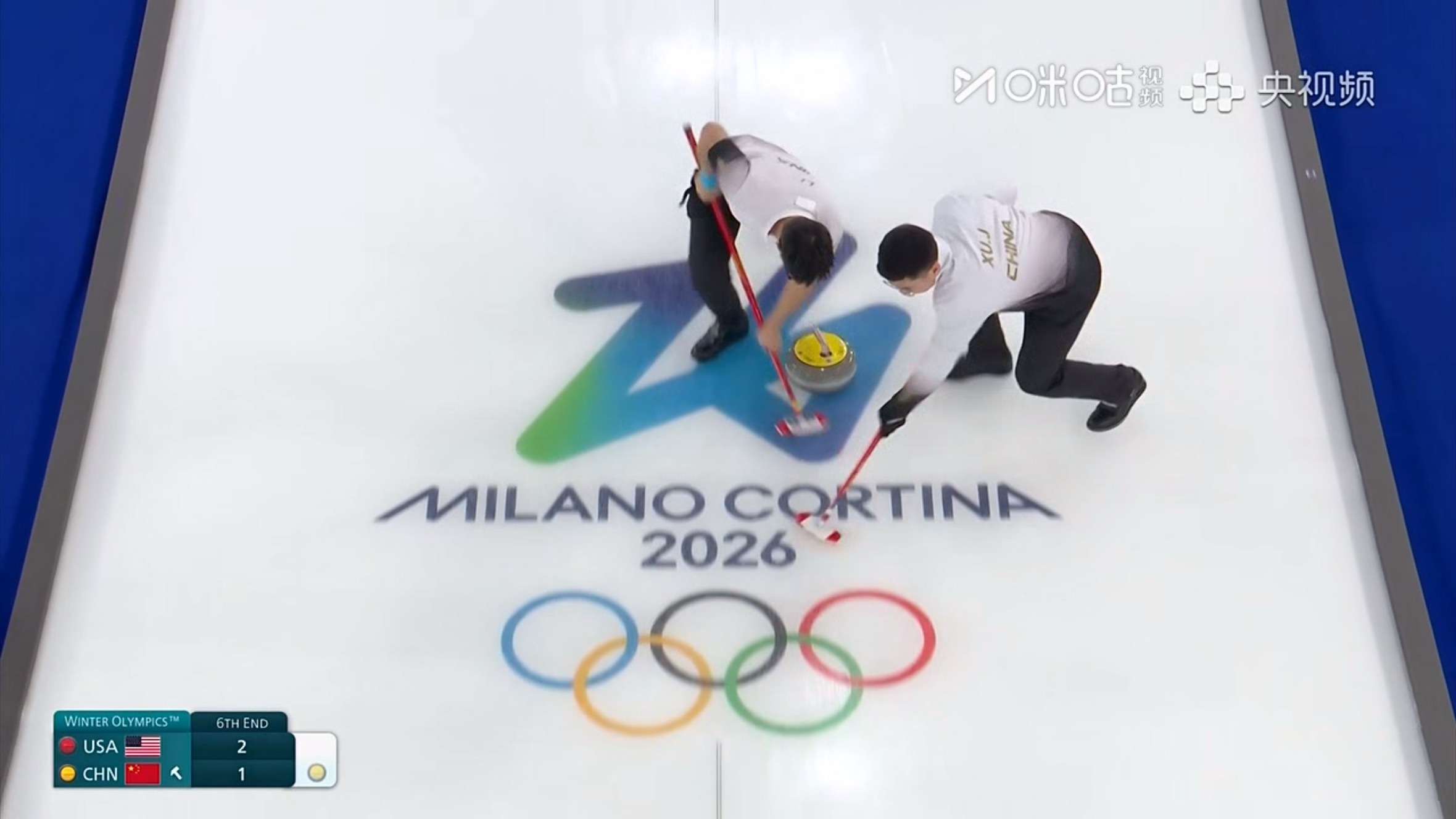 中国冰壶男队8比5美国队中国冰壶男队两连胜米兰冬奥会中国冰壶男队vs美国，由四垒