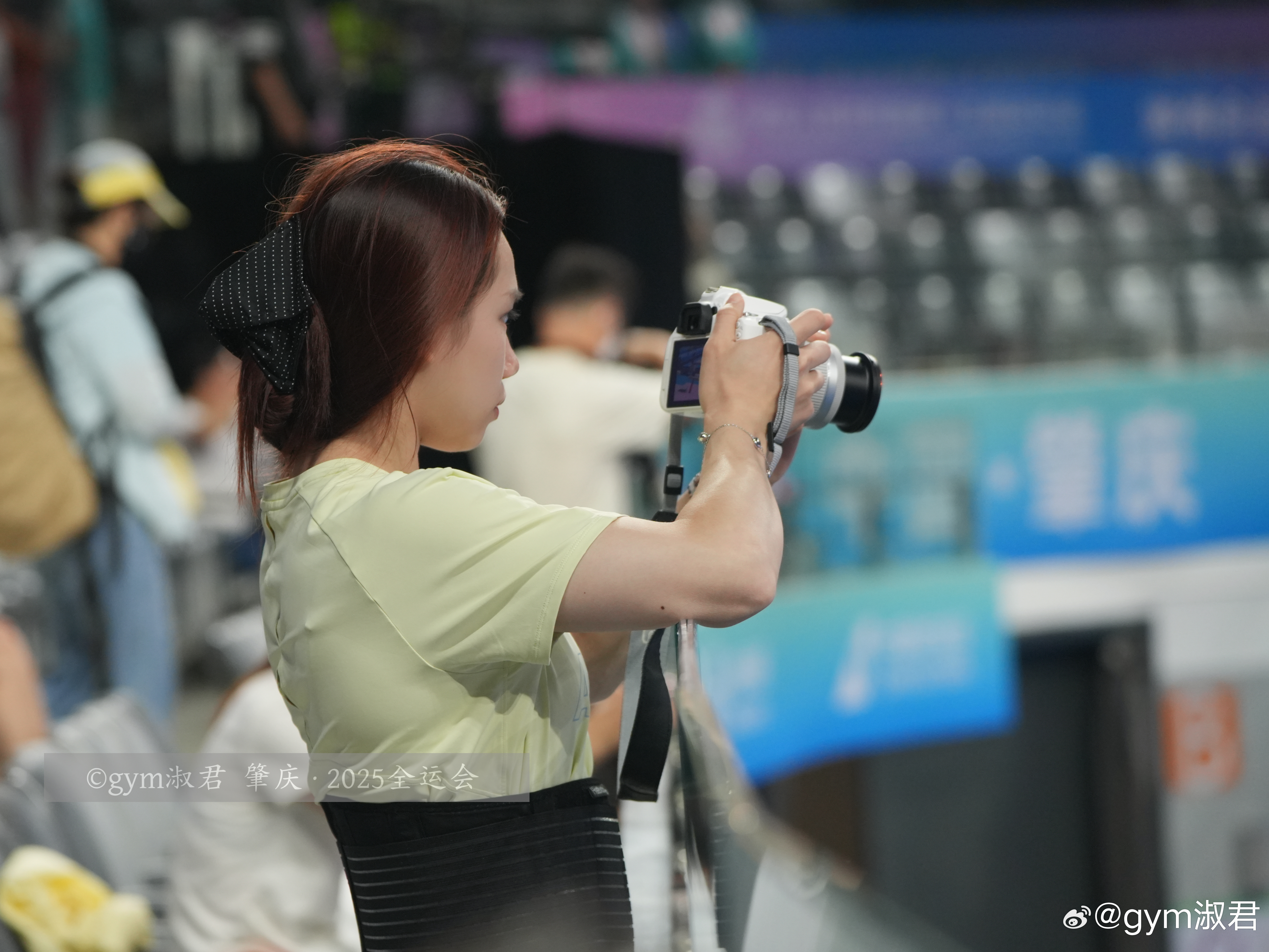 欧钰珊[超话] 努力的站姐📸 ​​​
