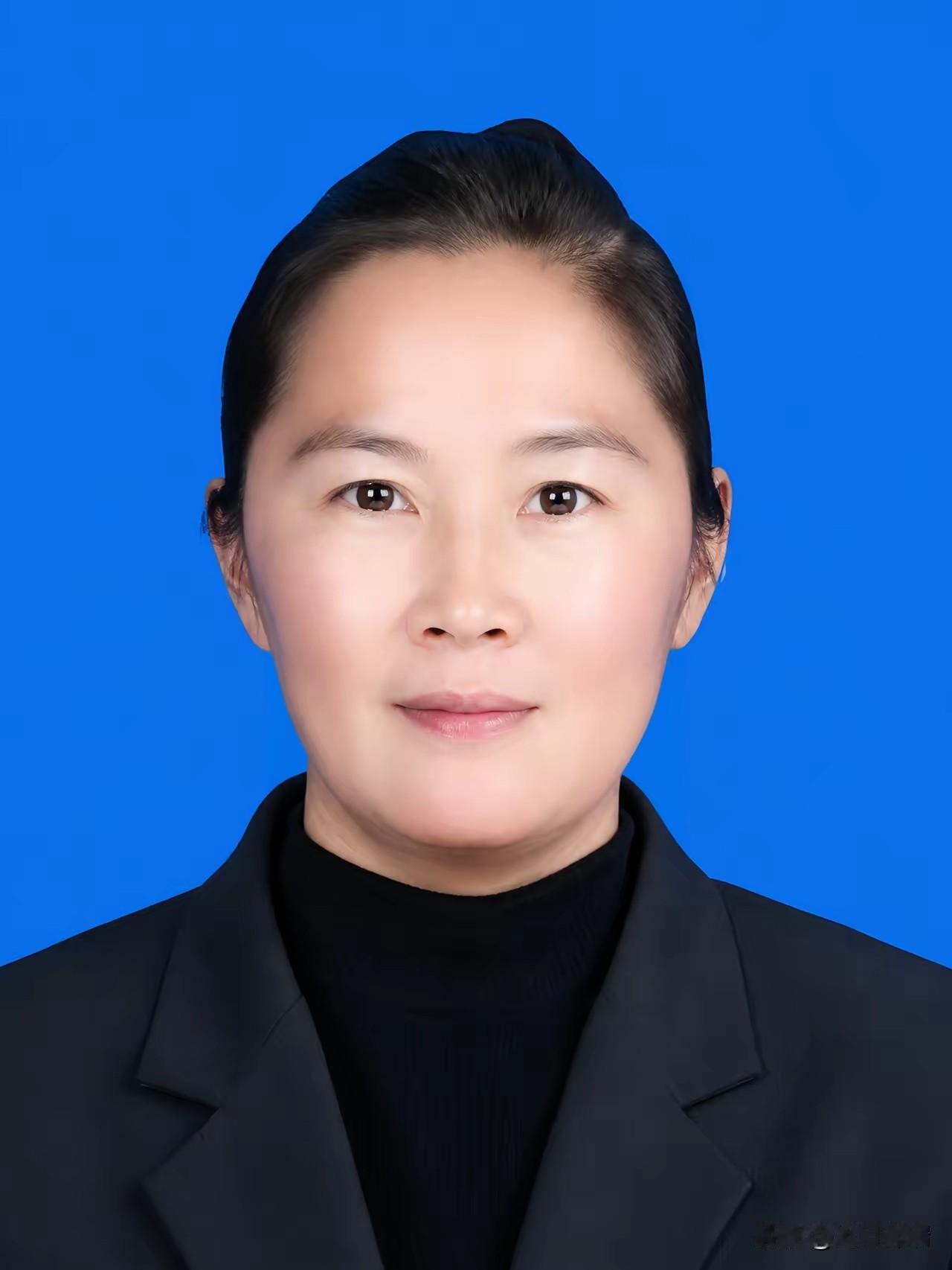太佩服了！安徽80后女教师辞掉东莞工作回江心洲，全家种菜12年年销500万带35