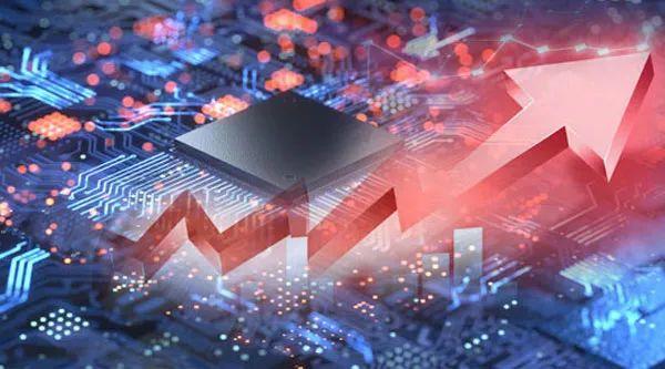【半导体行业集体涨价】此前的报道显示，三星在2023年第三季度就已经对DRAM存