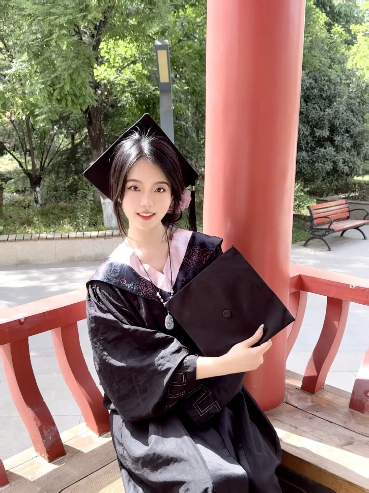 我喻我以长青 我拥此春待亭亭  毕业快乐