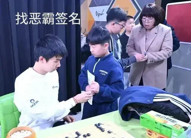 辜梓豪人气挺旺
党毅飞首度开和
廖元赫身手不凡
杨楷文平分秋色



举办多届的
