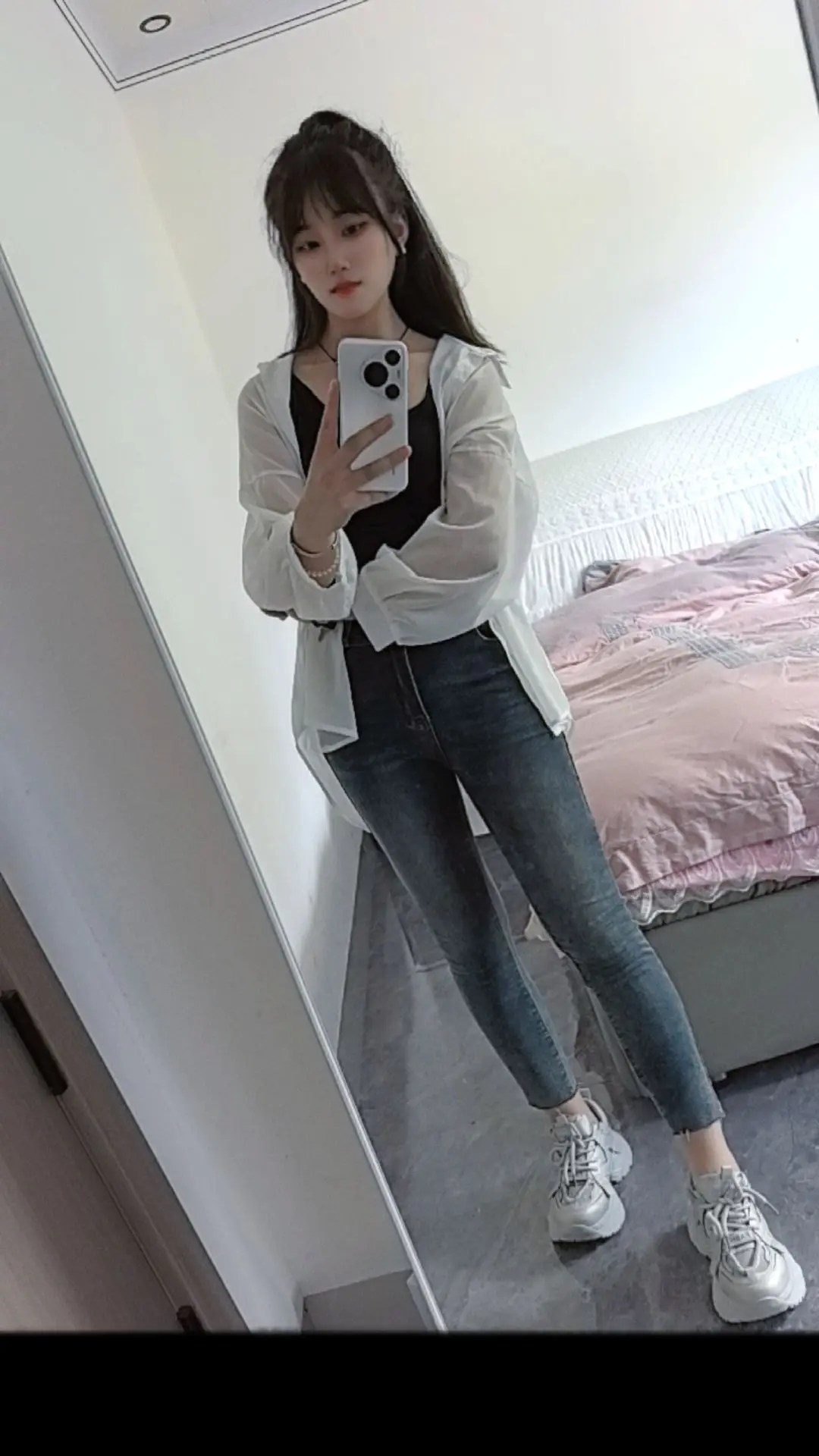 爱是下意识的惦记 是心疼的愧疚 是常常觉得亏欠唯独不是那句我对你已经够好了