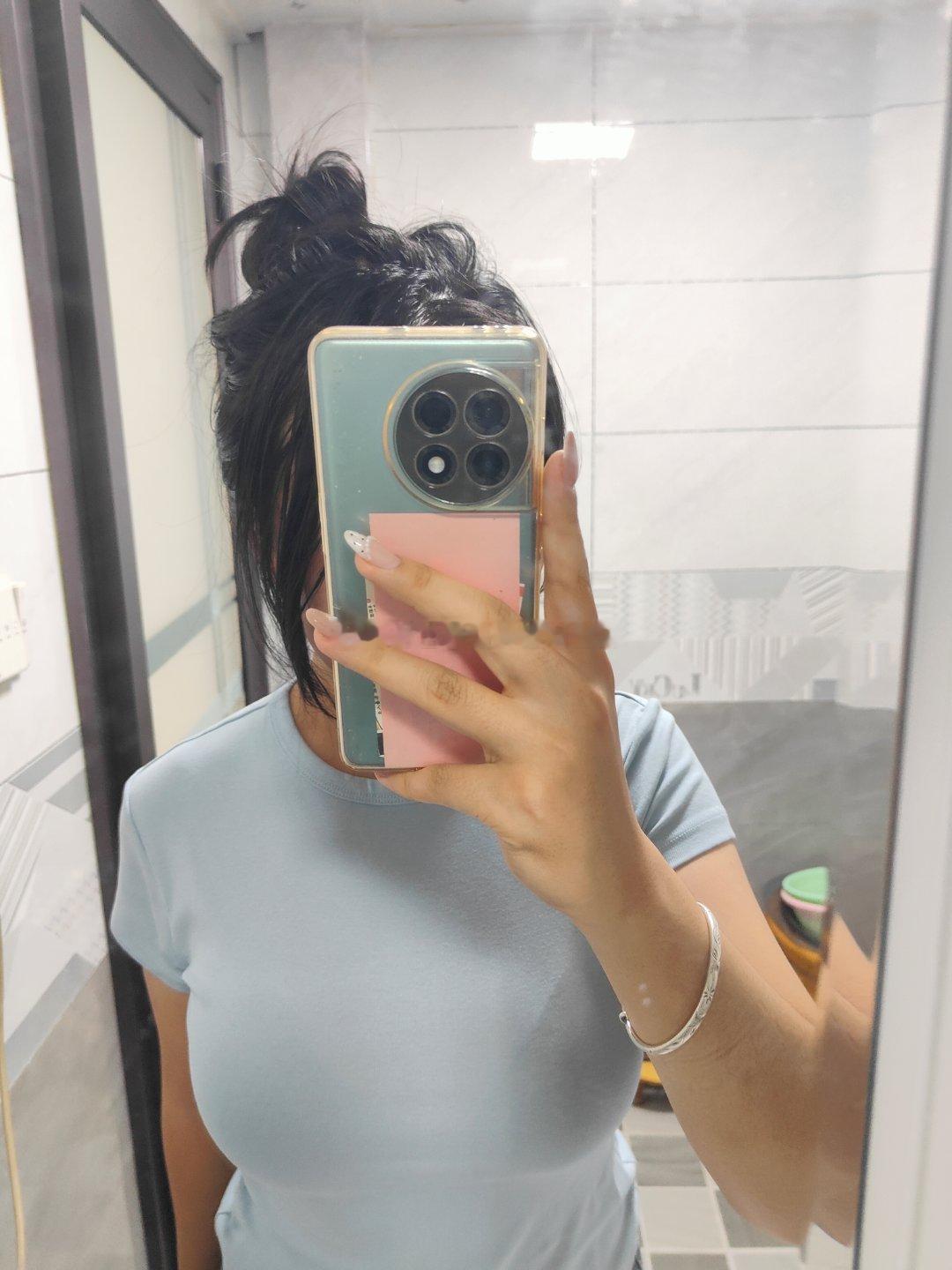 每次认认真真扎的丸子头不如随手一扎