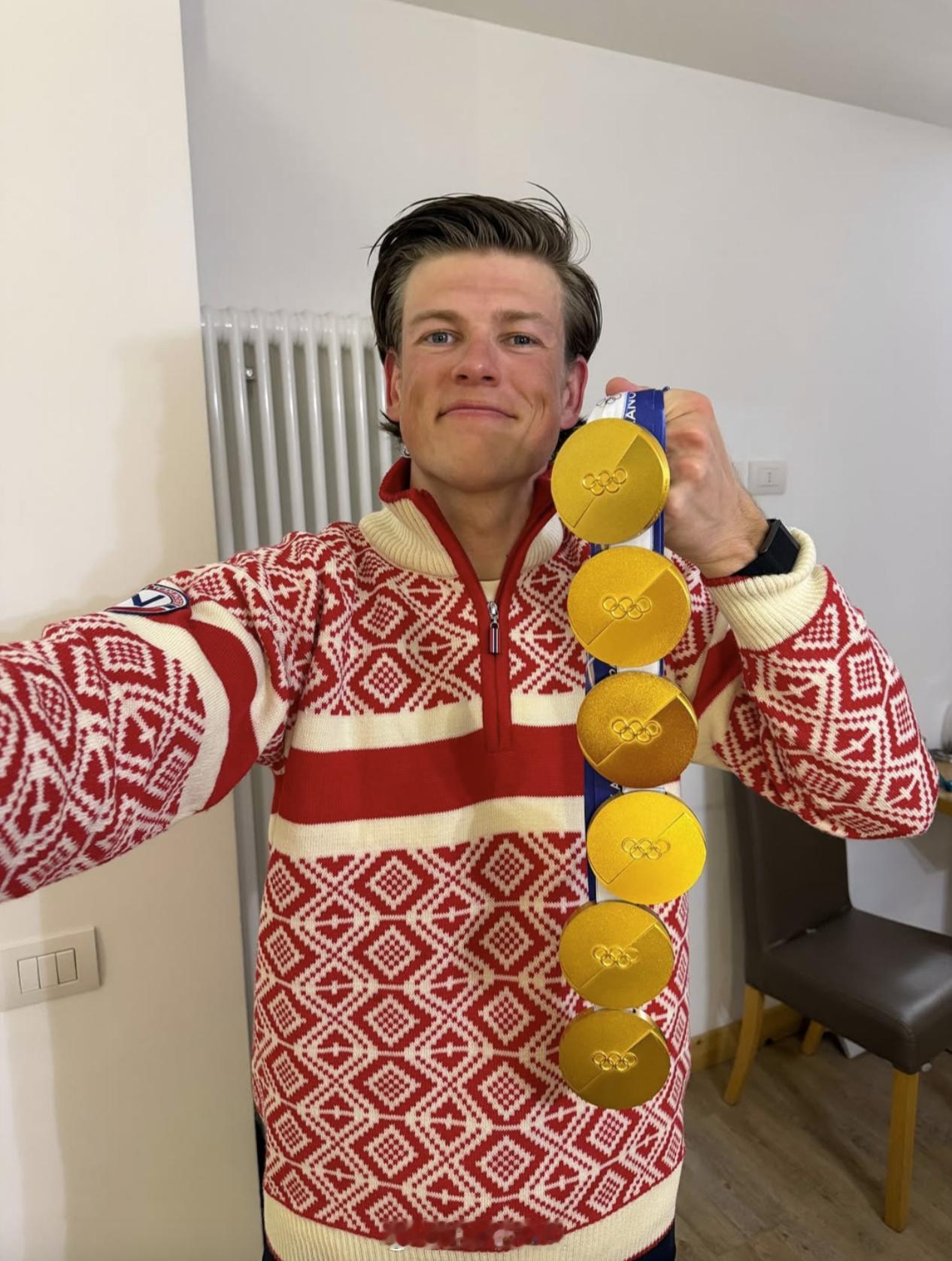 约翰内斯·霍斯弗洛特·克莱博 (Johannes Høsflot Klæbo) 