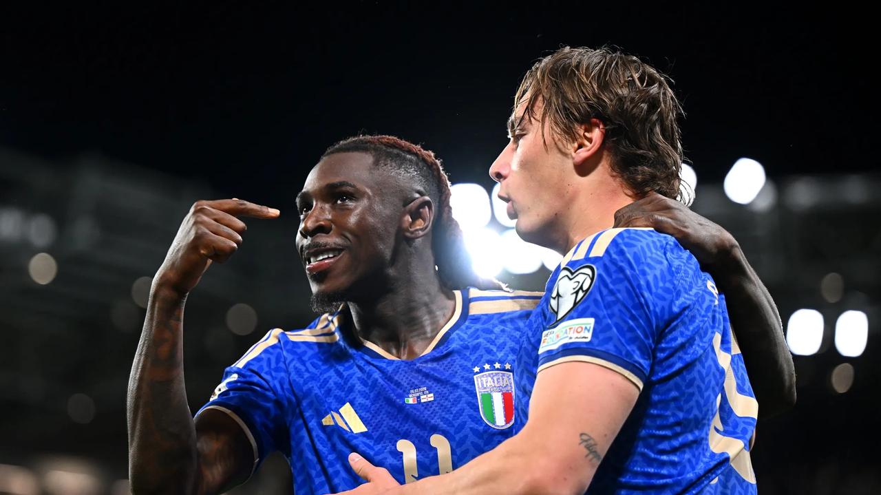 🌏 国际足球比赛日
世界杯欧洲区附加赛，意大利2比0击败北爱尔兰顺利晋级。比赛