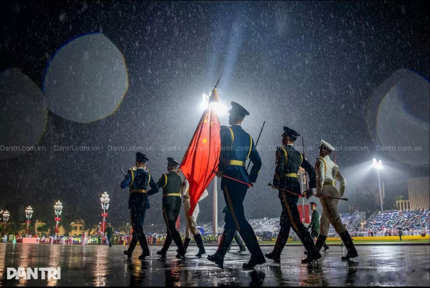 越南国庆阅兵时，越媒拍摄的中国仪仗队。 ​​​